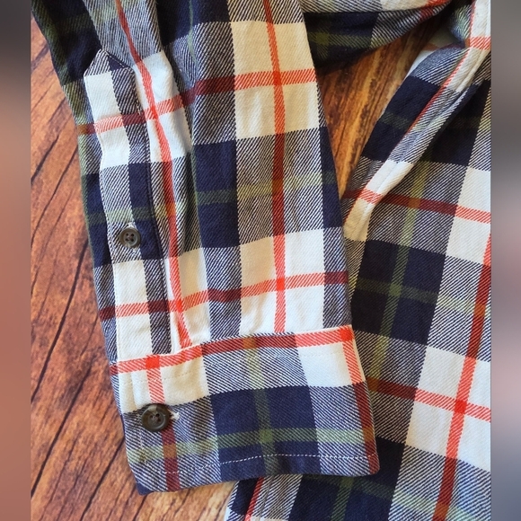 Vineyard Vines Men's Size Medium Classic Fit Whale Shirt Plaid Cotton Button - Picture 4 of 9